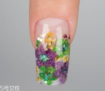 春天美甲涂什么顏色好看 美甲日系最火新款2018 春天美甲涂什么顏色好看 美甲日系最火新款2018
