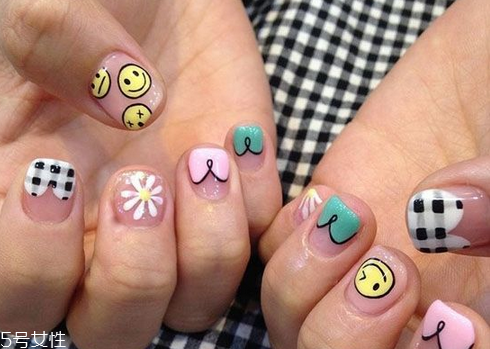 春天美甲涂什么顏色好看 美甲日系最火新款2018 春天美甲涂什么顏色好看 美甲日系最火新款2018