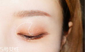春天妝容怎么畫 春季日常眼妝教程 春天妝容怎么畫 春季日常眼妝教程