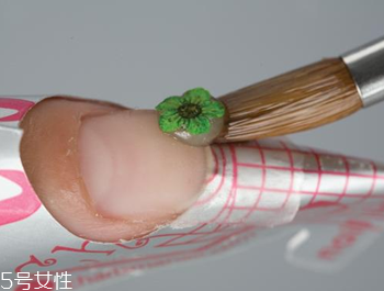 春天美甲涂什么顏色好看 美甲日系最火新款2018 春天美甲涂什么顏色好看 美甲日系最火新款2018