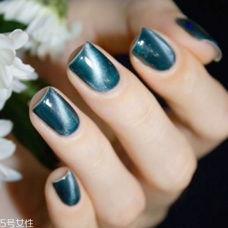 貓眼美甲一般多少錢 貓眼美甲的原理 貓眼美甲一般多少錢 貓眼美甲的原理