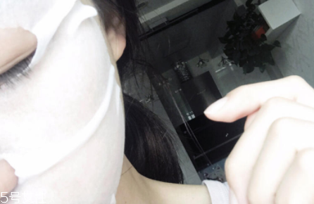 早安面膜用完要洗臉嗎？補水面膜無需清洗