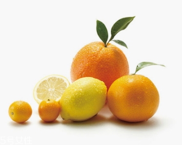 左旋vc原液白天能用嗎？注意做好防曬工作