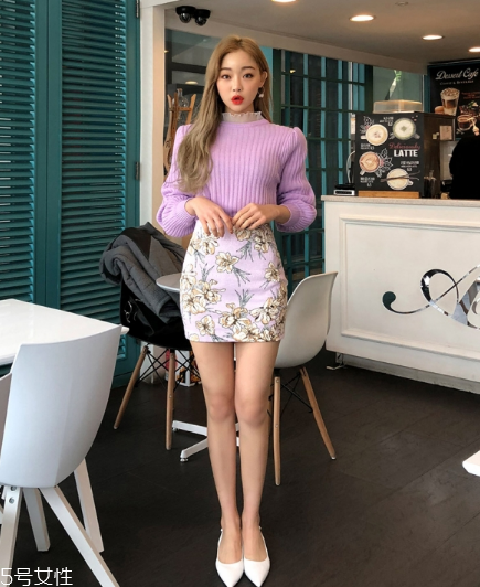 紫色毛衣怎么搭配？輕松駕馭流行色