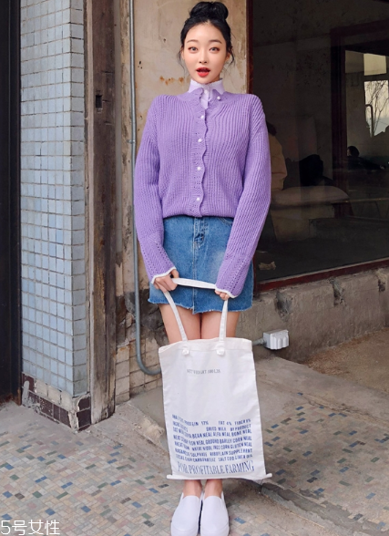 紫色毛衣怎么搭配？輕松駕馭流行色