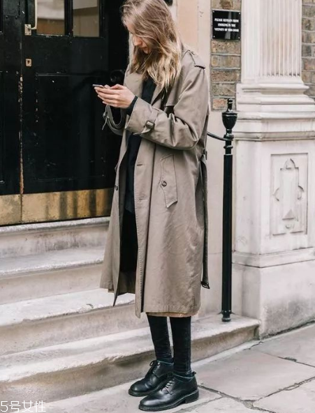 春天穿什么款式平底鞋好看？街拍達(dá)人都在穿這三雙