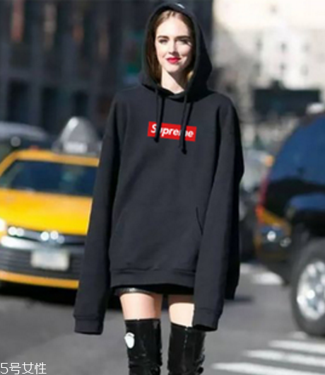 男生喜歡女生穿什么風(fēng)格衣服？男生不能抵擋的穿衣風(fēng)格