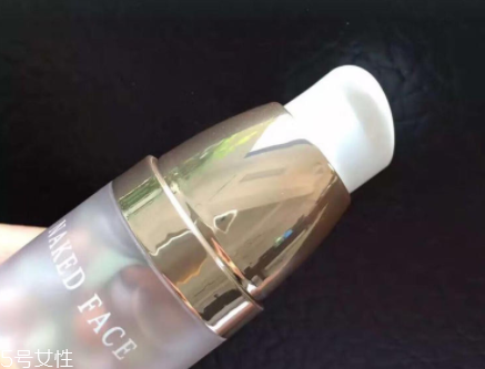 holika隔離霜好用嗎？性價比極高的干皮隔離霜