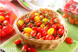 小番茄有哪些品種 小番茄的營養(yǎng)成分介紹 小番茄有哪些品種 小番茄的營養(yǎng)成分介紹
