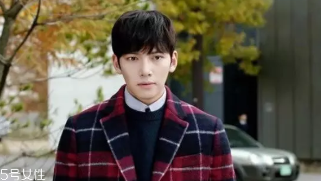 2022男士流行染發(fā)顏色 男士染發(fā)發(fā)色圖片 2022男士流行染發(fā)顏色 男士染發(fā)發(fā)色圖片