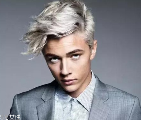 2022男士流行染發(fā)顏色 男士染發(fā)發(fā)色圖片 2022男士流行染發(fā)顏色 男士染發(fā)發(fā)色圖片