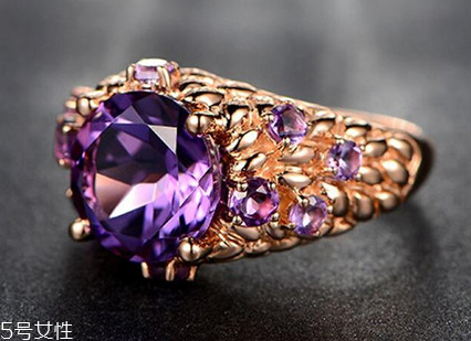 紫水晶戒指多少錢？普通款式兩百元左右