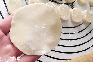 餃子皮怎么做最軟？4個(gè)小妙招讓餃子皮又軟又勁道