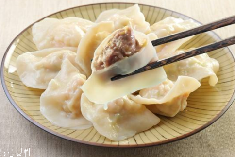 餃子皮怎么做最軟？4個(gè)小妙招讓餃子皮又軟又勁道