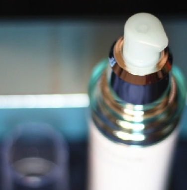 曲酸護(hù)膚品哪個牌子好？這些美白精華都有它