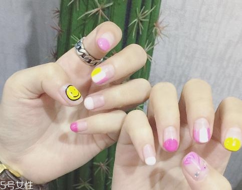 可愛卡通美甲圖片2022 指甲油正確涂法 可愛卡通美甲圖片2022 指甲油正確涂法