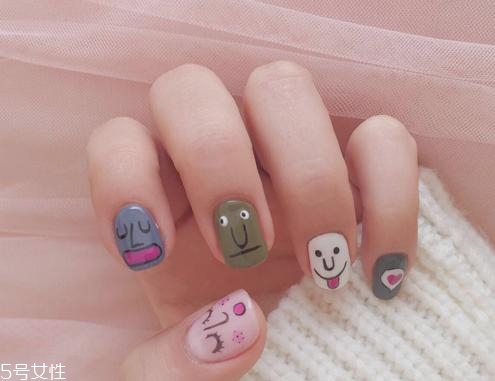 可愛卡通美甲圖片2022 指甲油正確涂法 可愛卡通美甲圖片2022 指甲油正確涂法