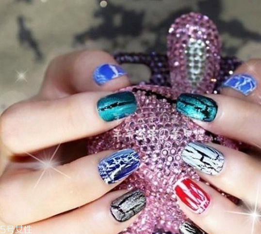 可愛卡通美甲圖片2022 指甲油正確涂法 可愛卡通美甲圖片2022 指甲油正確涂法