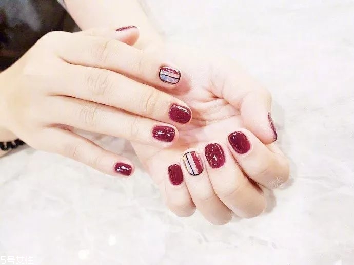 美甲圖片紅色款式2018 紅色美甲款式推薦 美甲圖片紅色款式2018 紅色美甲款式推薦
