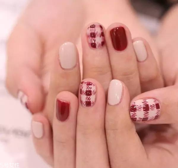 美甲圖片紅色款式2018 紅色美甲款式推薦 美甲圖片紅色款式2018 紅色美甲款式推薦