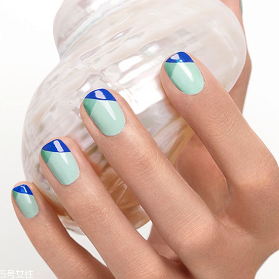 夏季美甲圖片2018款式 韓國(guó)范顯手白的美甲顏色圖片 夏季美甲圖片2018款式 韓國(guó)范顯手白的美甲顏色圖片