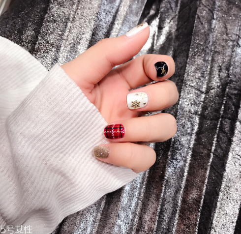 情人節(jié)美甲流行什么款式 2018情人節(jié)美甲圖片大全合集 情人節(jié)美甲流行什么款式 2018情人節(jié)美甲圖片大全合集