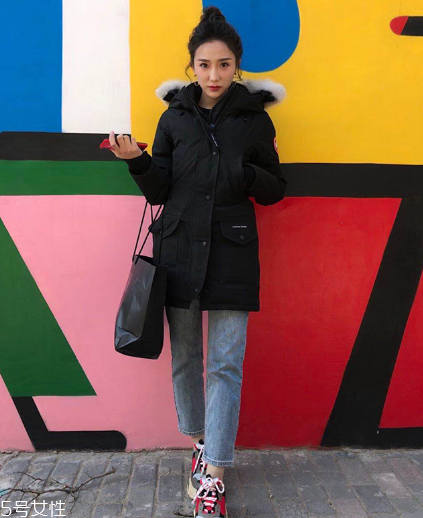 牛仔褲最小碼是多大？牛仔褲成人最小碼25