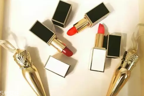 口紅融化了可以放冰箱嗎？冰凍3小時(shí)即可恢復(fù)