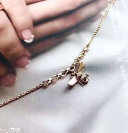 施華洛世奇小蜜蜂手鏈多少錢？