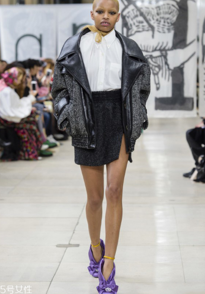 miumiu2018秋冬系列好看嗎_有哪些款式？
