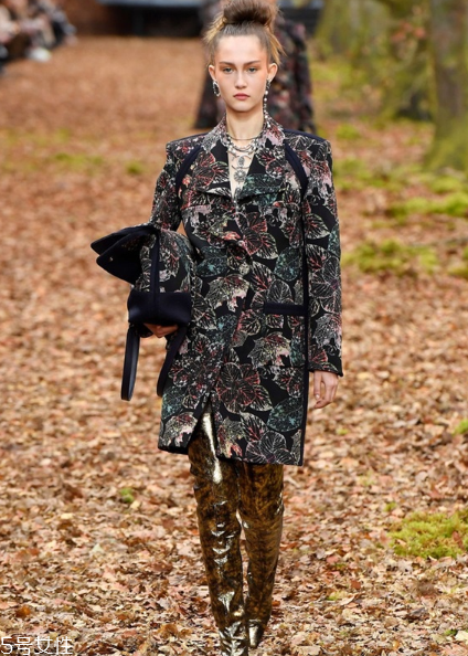 chanel香奈兒2018秋冬系列好看嗎_有哪些款式？