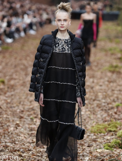 chanel香奈兒2018秋冬系列好看嗎_有哪些款式？