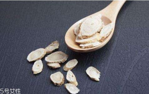 黃芪可以和茶葉一起泡嗎 黃芪可以和茶葉一起泡嗎