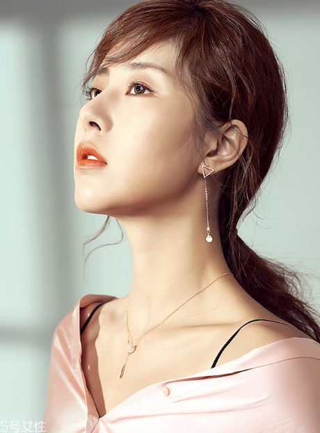 2022年流行什么項鏈？散發(fā)誘人頸間風(fēng)情