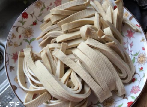 豆腐皮泡一天能吃嗎？泡太軟口感不好