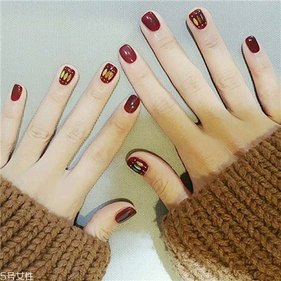 深色美甲圖片2022款式 美甲圖片2022款式顯氣質(zhì) 深色美甲圖片2022款式 美甲圖片2022款式顯氣質(zhì)