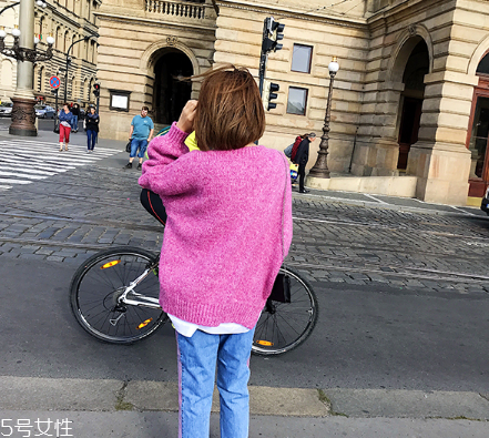 牛仔褲被84弄掉色了怎么辦？掉色很難恢復(fù)