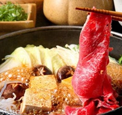 壽喜燒和火鍋的區(qū)別 不僅是日本版的火鍋 壽喜燒和火鍋的區(qū)別 不僅是日本版的火鍋