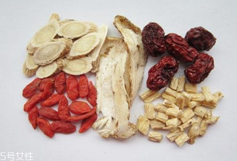 黨參能和黃芪一起煮嗎 黨參能和黃芪一起煮嗎