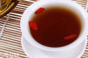 五味子可以和枸杞一起泡水嗎 五味子可以和枸杞一起泡水嗎