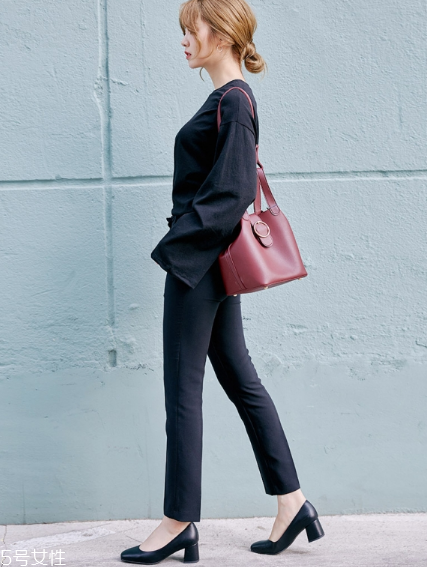 圓頭高跟鞋怎么搭配？顯高又淑女