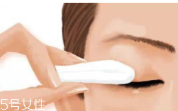 卸眼妝眼睛刺痛怎么辦？5款溫和不刺激的眼部卸妝推薦