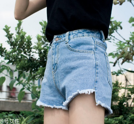 腿粗的女生適合穿什么？顯瘦又好看的穿搭