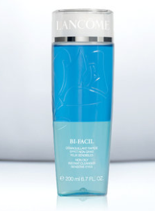 卸眼妝眼睛刺痛怎么辦？5款溫和不刺激的眼部卸妝推薦