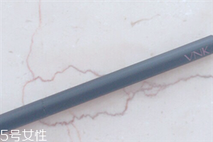 液體眉筆哪個(gè)牌子好用 液體眉筆畫(huà)眉教程 液體眉筆哪個(gè)牌子好用 液體眉筆畫(huà)眉教程