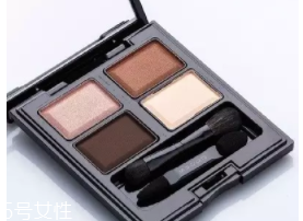 單眼皮如何畫眼影？亮色眼影會制造車禍現(xiàn)場