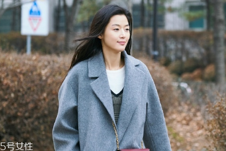 如何畫水霧眉自然好看 各種眉形的畫法教程 如何畫水霧眉自然好看 各種眉形的畫法教程