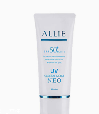 先防曬還是先隔離霜？防曬是護(hù)膚最后一步