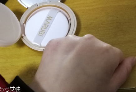 丸美氣墊BB霜幾號最白？1號適合白皮