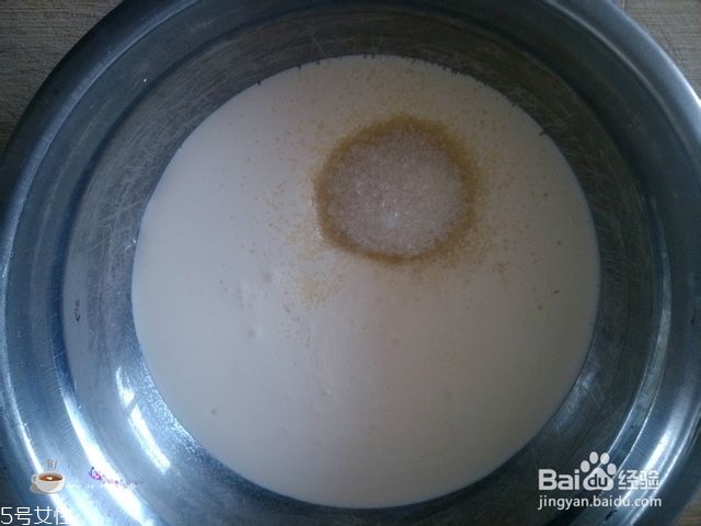 淡奶油怎么打發(fā) 打發(fā)淡奶油的技巧 淡奶油怎么打發(fā) 打發(fā)淡奶油的技巧